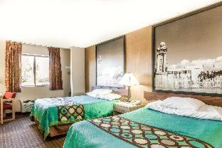スーパー 8 モーテル リバプール クレイ リヴァプール 部屋 写真